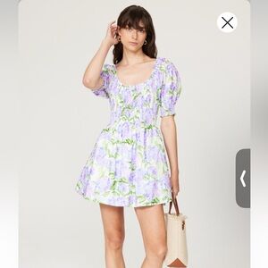 Size small hill house hydrangea dress.